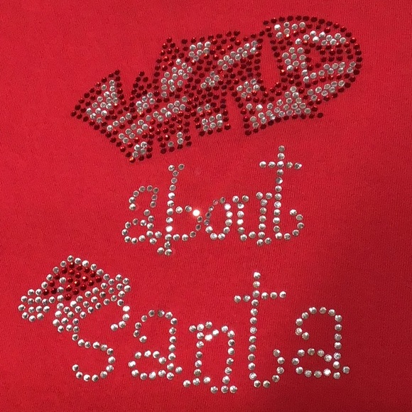 COUTURE WILD ABOUT SANTA RED TEE 4 - Picture 2 of 7